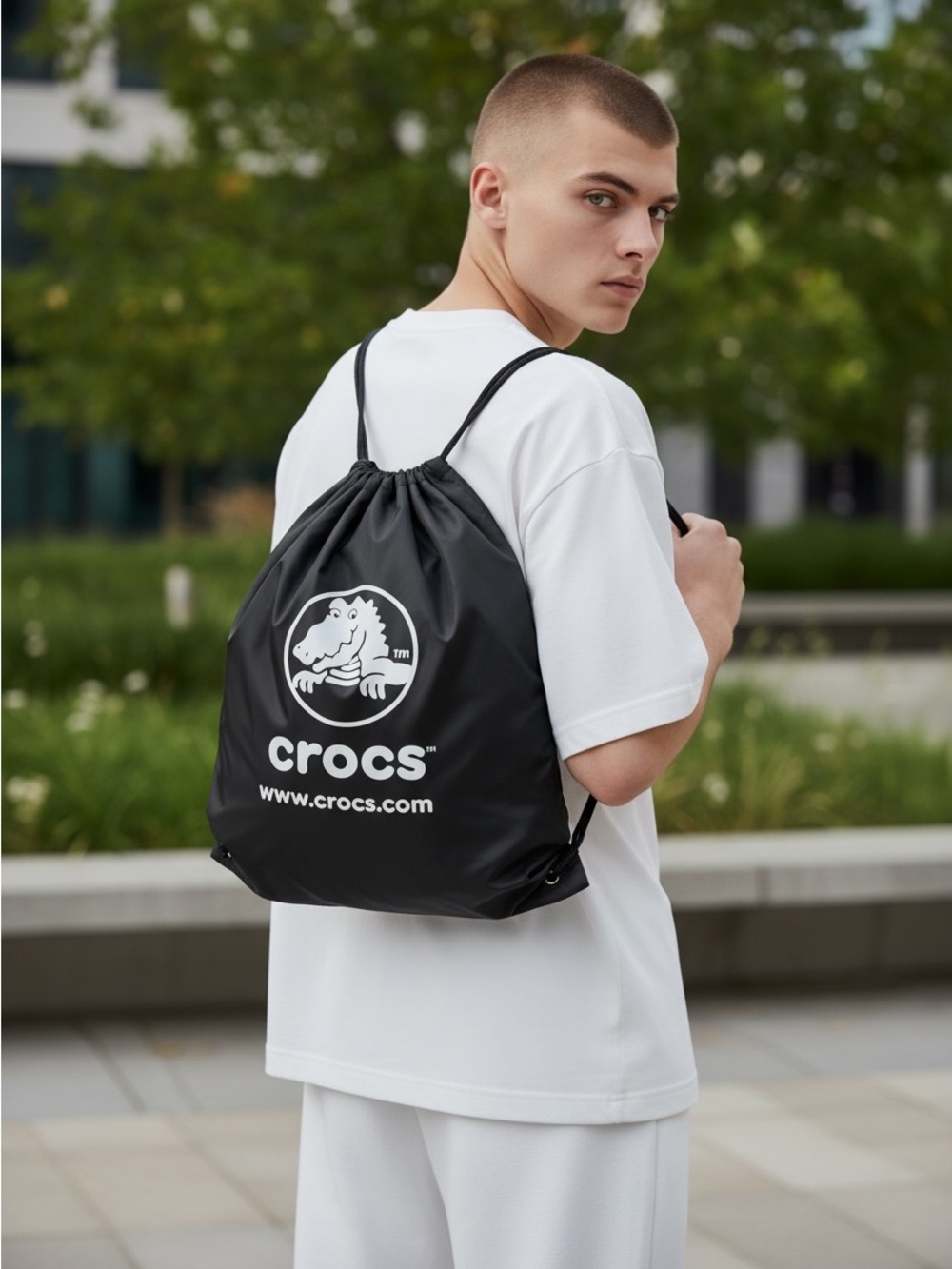 Vintage Crocs Black Drawstring Backpack Cinch Bag with Zipper Pocket